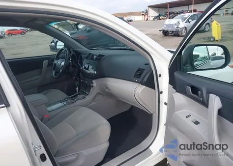 2012 Toyota Highlander Base V6 from USA, damaged, VIN 5TDBK3EH6CS132510